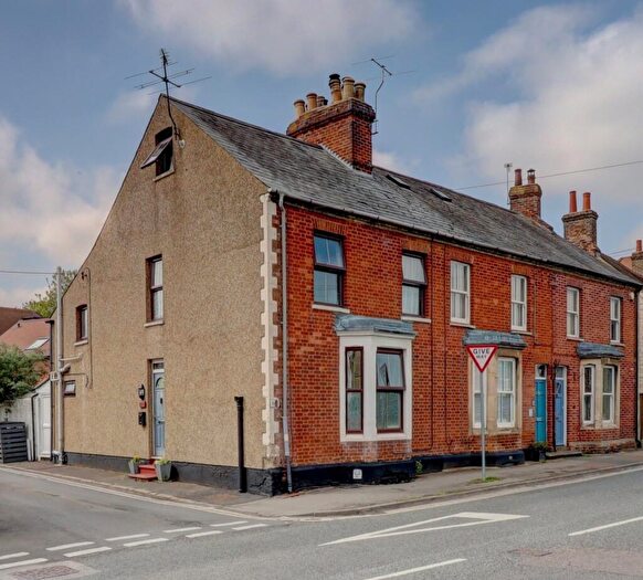 4 Bedroom End Of Terrace House For Sale In Park Street, Thame, Oxfordshire, OX9