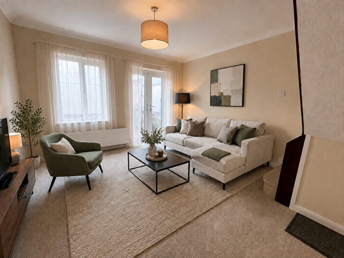2 Bedroom End Terrace House For Sale In Maltings Court, Dawlish, EX7