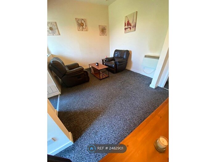 1 Bedroom Flat To Rent In Jerviston Street, Motherwell, ML1