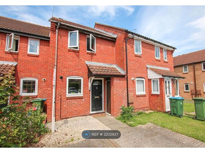 2 Bedroom Terraced House To Rent In Langstone Close, Aylesbury, HP20