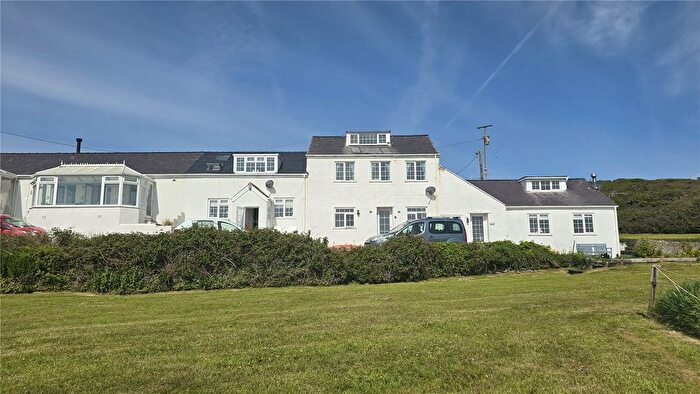 2 Bedroom Flat For Sale In Porthdafarch, Holyhead, Isle Of Anglesey, LL65