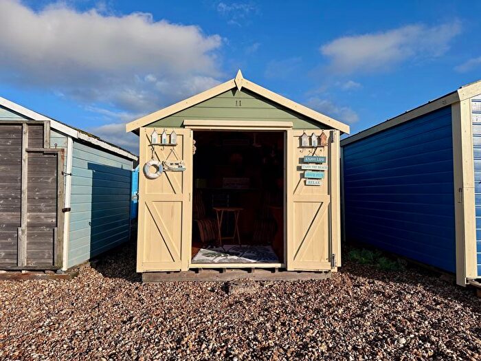 Chalet For Sale In Sea Front, Hayling Island, PO11