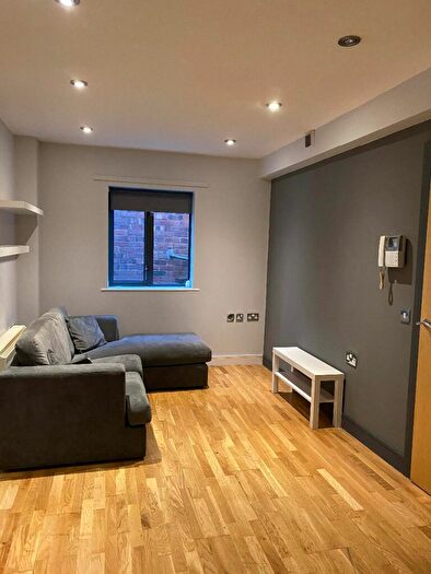 1 Bedroom Apartment To Rent In Oldham Street, Manchester, M4