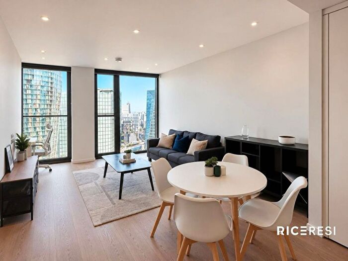 1 Bedroom Flat To Rent In Upper Ground, London, SE1