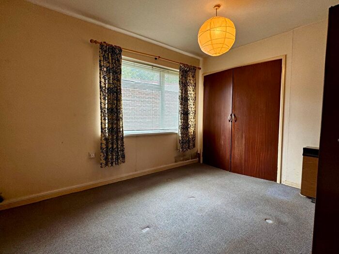 2 Bedroom Flat For Sale In Palmerston Court, Palmerstone Road, Ross-On-Wye, HR9