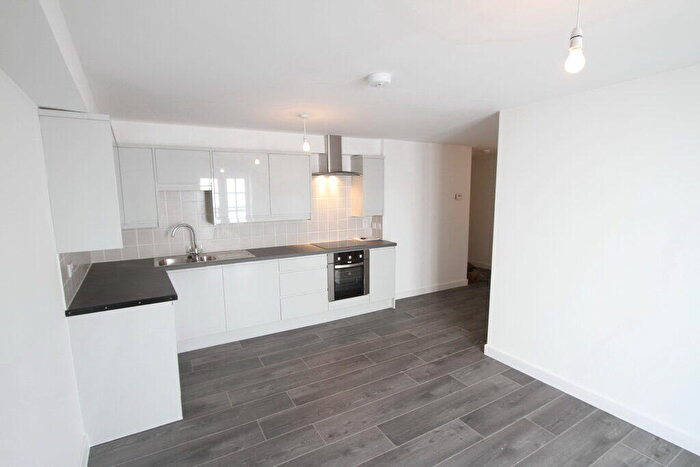 2 Bedroom Apartment To Rent In Church Lane, Banbury, Oxon, OX16