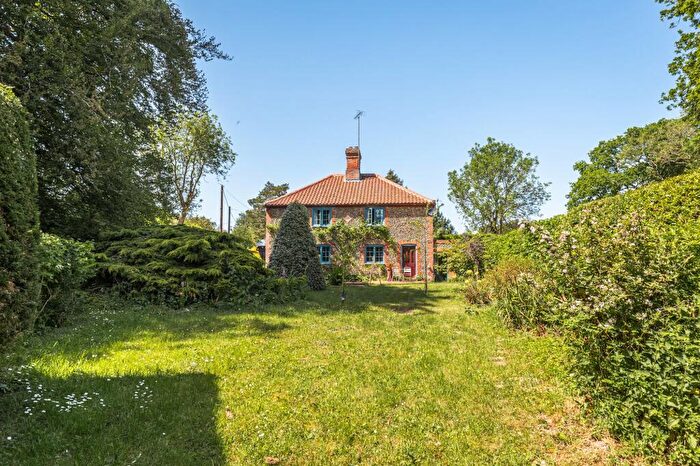 4 Bedroom Detached House For Sale In Delightful Private And Desirable Home In Bayfield, NR25