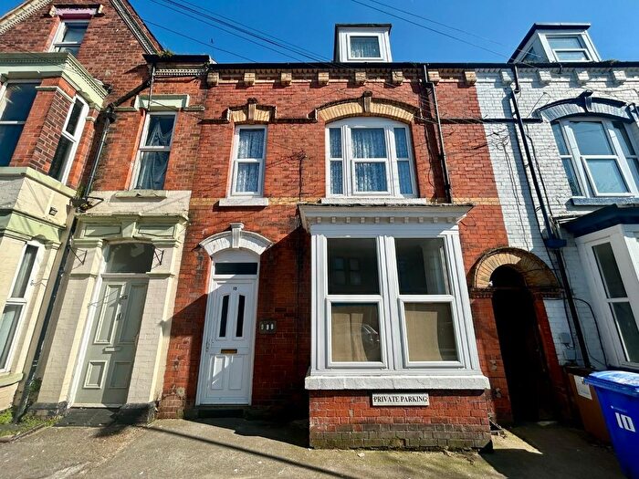 2 Bedroom Flat To Rent In Ground Floor Flat, Marshall Avenue, Bridlington, YO15