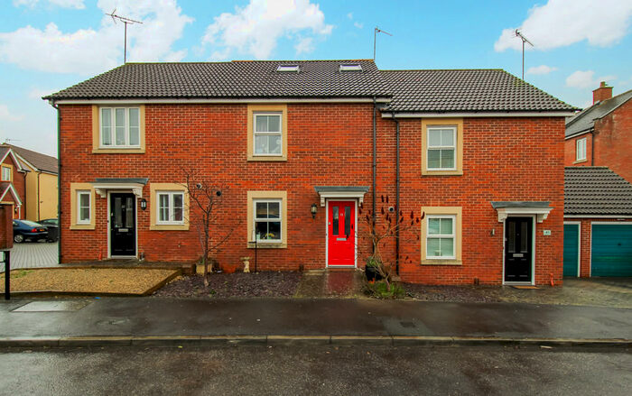 4 Bedroom Terraced House To Rent In Doulton Close, Redhouse, Swindon, SN25