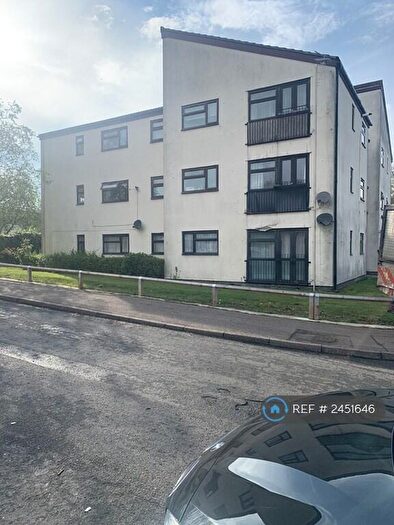 1 Bedroom Flat To Rent In Little Cattins, Harlow, CM19