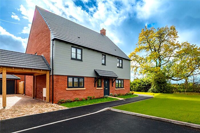 4 Bedroom Detached House For Sale In Bosbury, Ledbury, Herefordshire, HR8