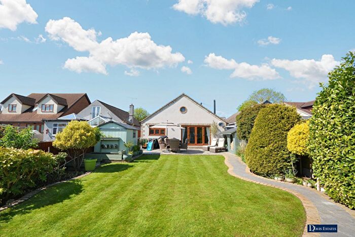 2 Bedroom Bungalow For Sale In Greenway, Harold Park, Romford, RM3