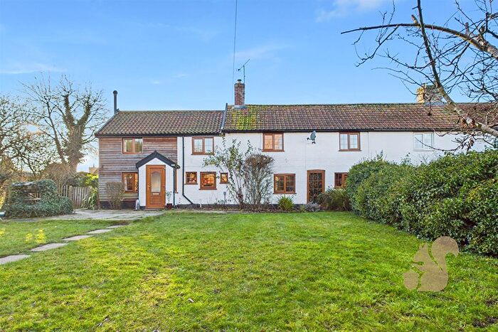4 Bedroom Semi Detached House For Sale In School Lane, Bardwell, Bury St. Edmunds, IP31
