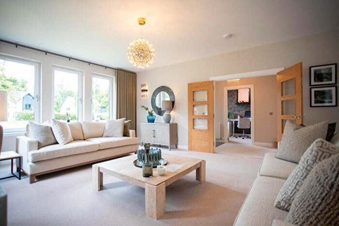 5 Bedroom Detached House For Sale In Drummond Hill, Stratherrick Rd, Inverness, IV2