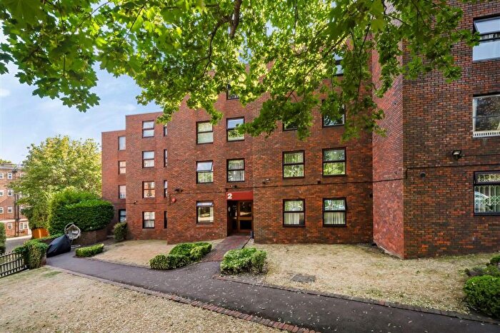 1 Bedroom Flat For Sale In Brook Road, Dollis Hill, NW2