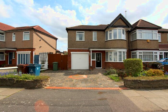 4 Bedroom Semi-Detached House To Rent In Lynton Road, Rayners Lane, Harrow, Middx, HA2