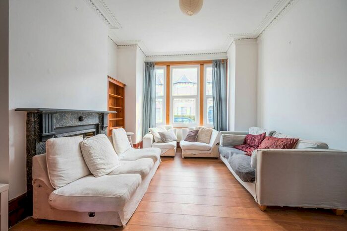 4 Bedroom Property To Rent In Leander Road, Brixton, London, SW2