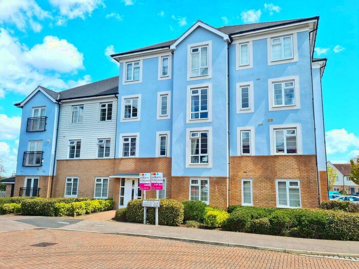 2 Bedroom Apartment To Rent In Heron Way, Harwich, CO12