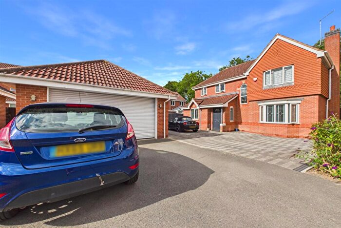 4 Bedroom Detached House For Sale In Winterdale Close, Newark, NG24