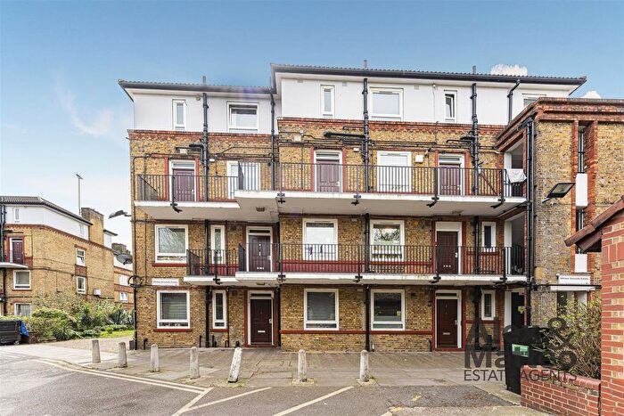 1 Bedroom Flat For Sale In Whites Grounds, Bermondsey, SE1