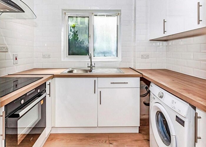 1 Bedroom End Of Terrace House To Rent In Pippins Court, Ashford, Surrey, TW15