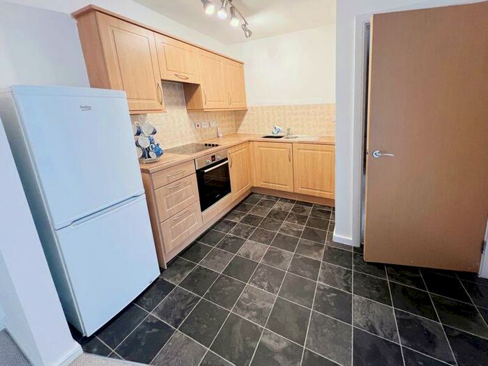 2 Bedroom Flat To Rent In Astley Brook Close, Astley Bridge, Bolton, BL1