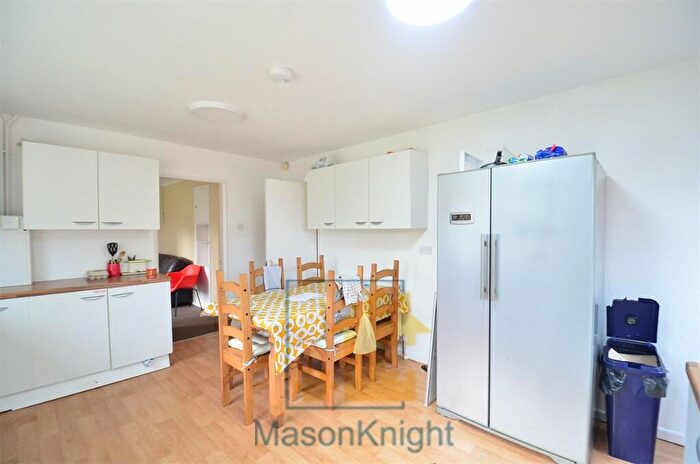 5 Bedroom End Of Terrace House To Rent In Gibbins Road Selly Oak, B29