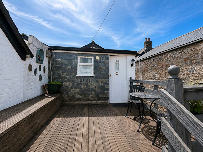 2 Bedroom Apartment For Sale In North Street, Lostwithiel, Cornwall, PL22