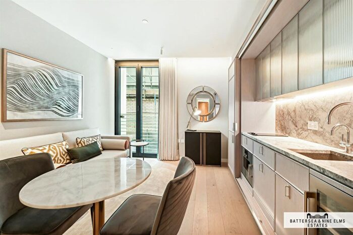 Studio To Rent In Hanover Square, London, W1S