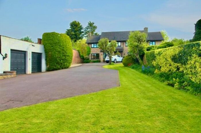 4 Bedroom Detached House For Sale In Deans Row, Gayton, Northampton, NN7