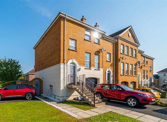 4 Bedroom TownHouse For Sale In Lineybrook Cottages, Bangor, BT19