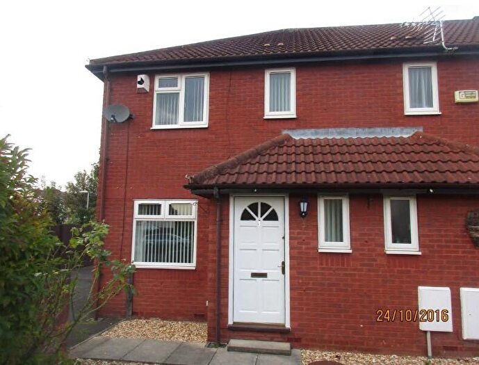 2 Bedroom Semi-Detached House To Rent In Portbury Close, CH62