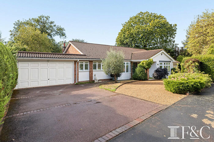 3 Bedroom Bungalow For Sale In Earleswood, Surrey, KT11