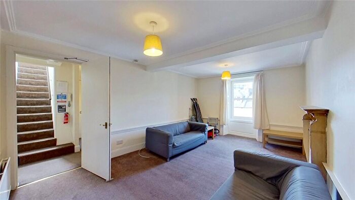 4 Bedroom Flat To Rent In (F) Gillespie Street, Edinburgh, EH3