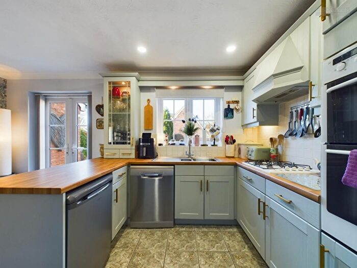 5 Bedroom Detached House For Sale In Pershore Way, Eye, Peterborough, PE6