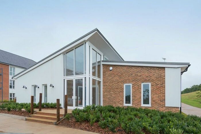 4 Bedroom Town House To Rent In Rookfield Road, Crawley, West Sussex, RH12