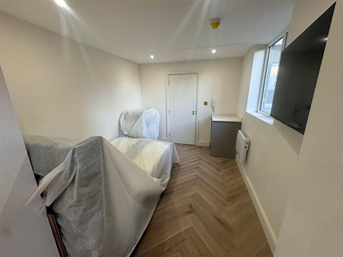 Studio To Rent In Dyers Lane, London, SW15