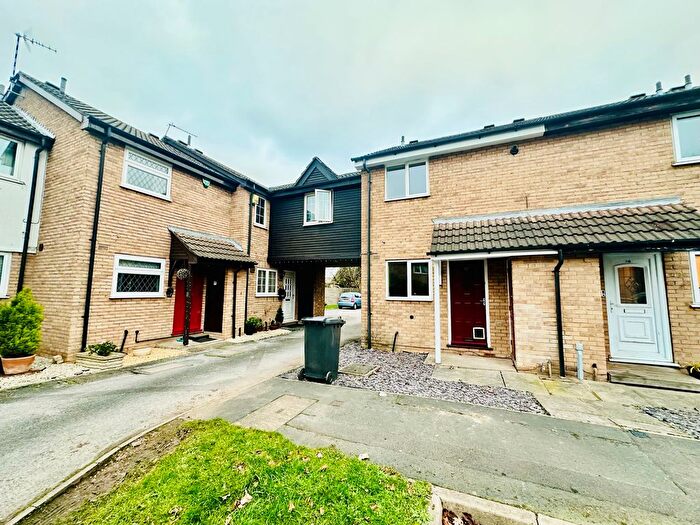 2 Bedroom Property To Rent In Pym Leys, Nottingham, NG10