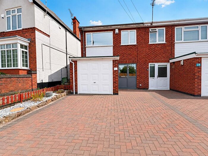 3 Bedroom Town House For Sale In King Street, Whetstone, Leicester, LE8