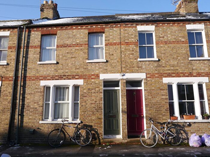 2 Bedroom Terraced House To Rent In Marlborough Road, Oxford, OX1