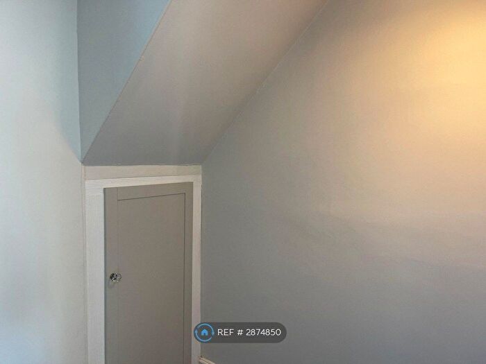 1 Bedroom Terraced House To Rent In The Common, Sheffield, S35