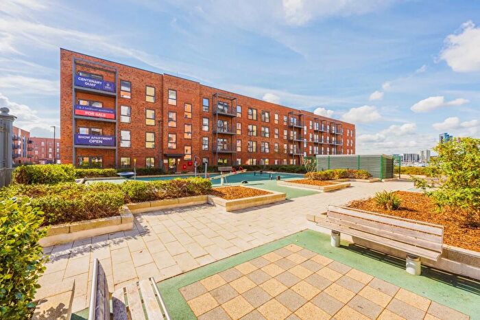 1 Bedroom Flat To Rent In Pembrook House John Thornycroft Road, Southampton, SO19