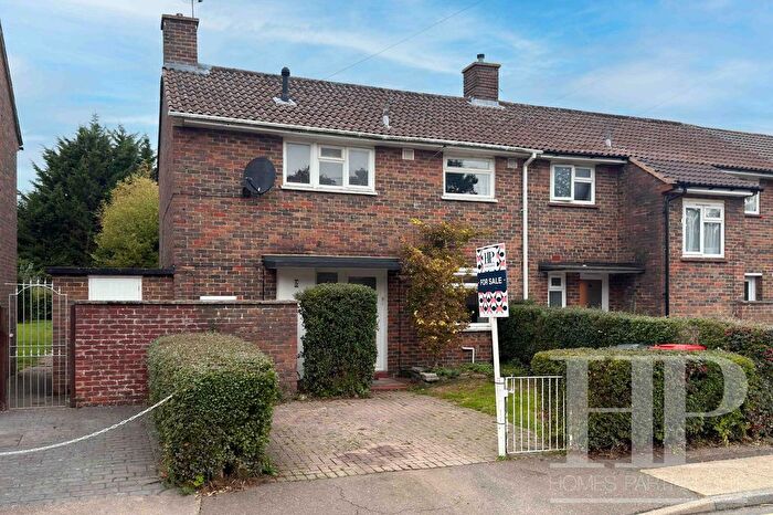 3 Bedroom Terraced House For Sale In Railey Road, Crawley, RH10