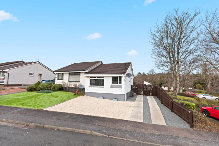 2 Bedroom Semi-Detached Bungalow For Sale In Maukeshill Court, Livingston Village, Livingston, EH54