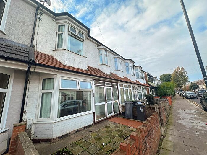 3 Bedroom Terraced House To Rent In Brantwood Road, Tottenham, N17