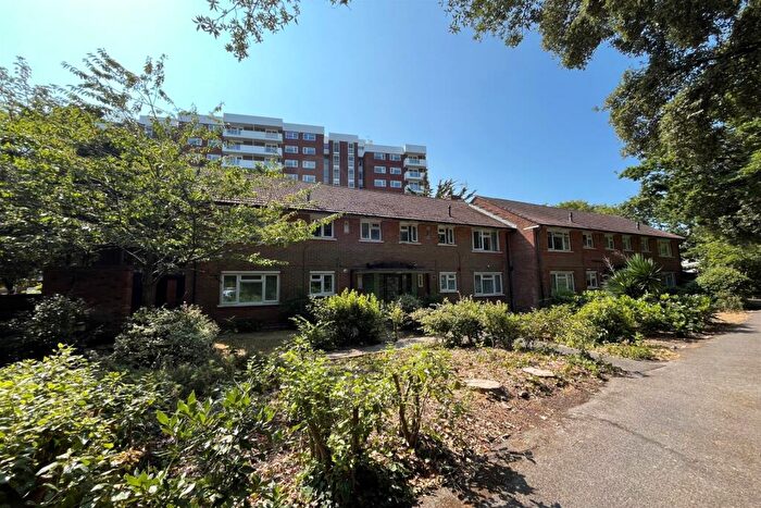 1 Bedroom Flat To Rent In Bournemouth, BH1