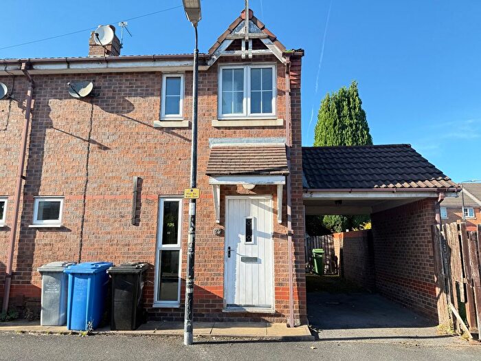 2 Bedroom End Of Terrace House To Rent In Bridgewater Road, Altrincham, Greater Manchester, WA14