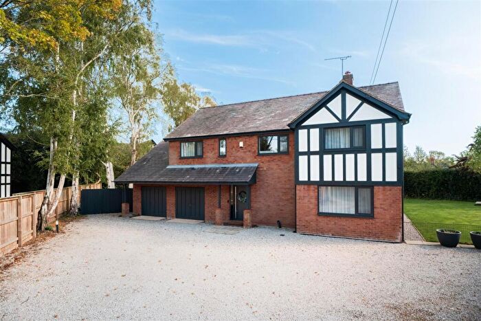 4 Bedroom Detached House For Sale In Whitchurch Road, Bunbury, CW6