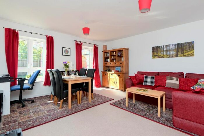 3 Bedroom End Of Terrace House To Rent In Samuel Peto Way, Ashford, TN24