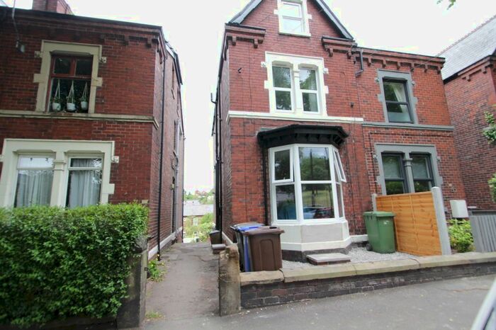 2 Bedroom Flat To Rent In Meersbrook Park Road, Sheffield, S8